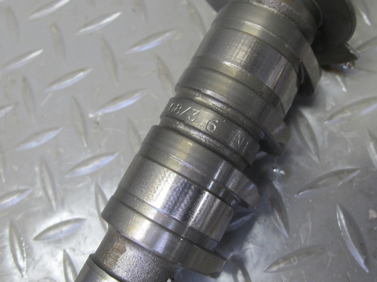 02-05 Porsche 911 996 3.6L M96.03 RWD Engine Right Intake & Exhaust Camshaft Set