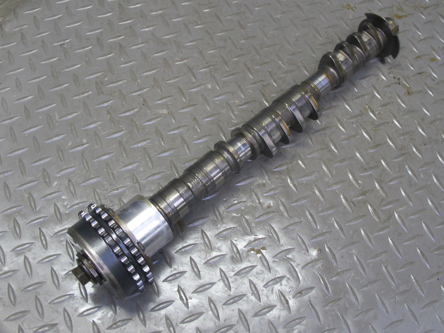 02-05 Porsche 911 996 3.6L M96.03 RWD Engine Right Intake & Exhaust Camshaft Set