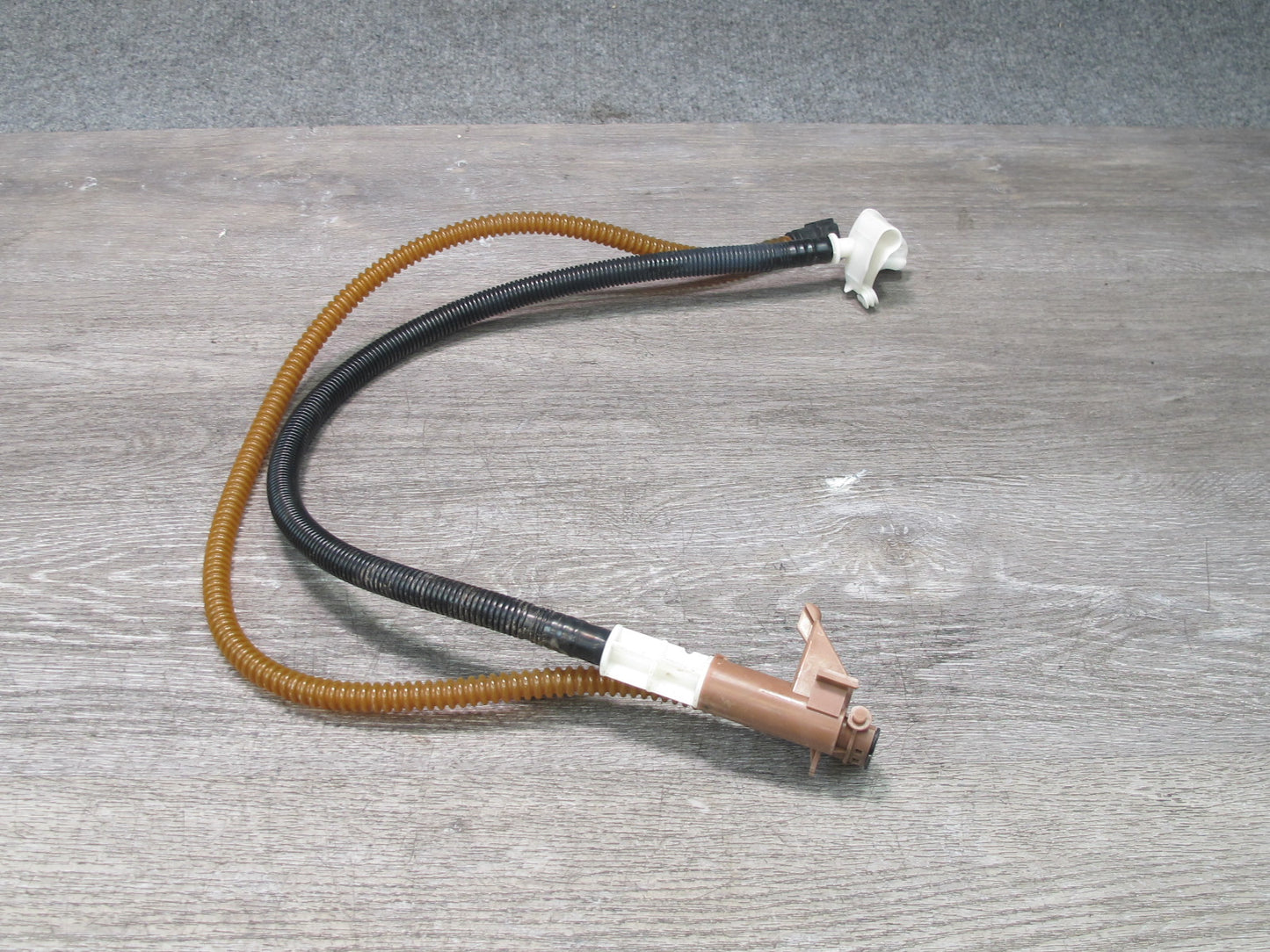 2008 VW R32 MK5 VR6 3.2L Fuel Pump Level Sensor Sending Unit w Hose OEM