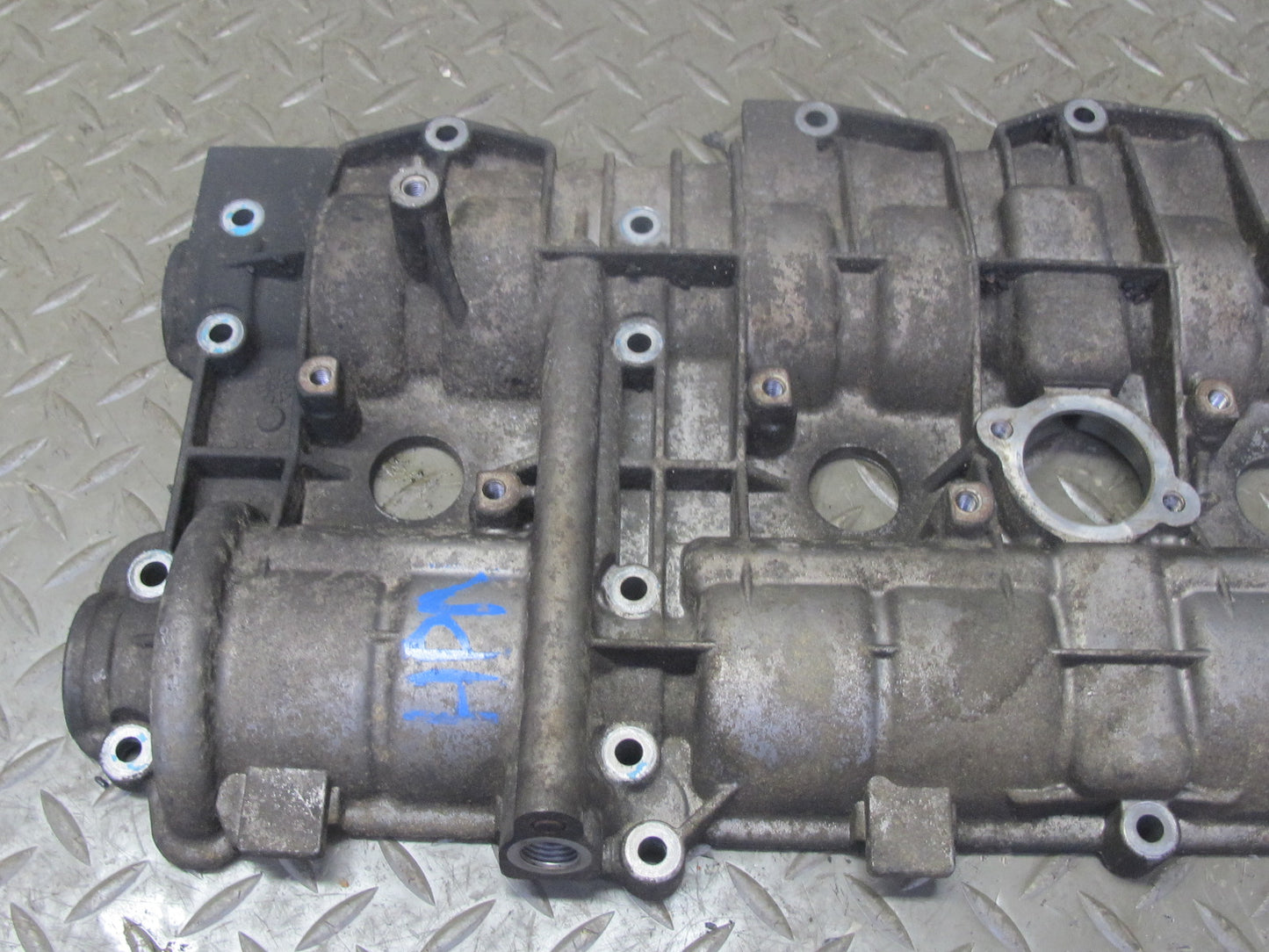 02-05 Porsche 911 996 3.6L M96.03 RWD Engine 4-6 Cylinder Head Valve Cover