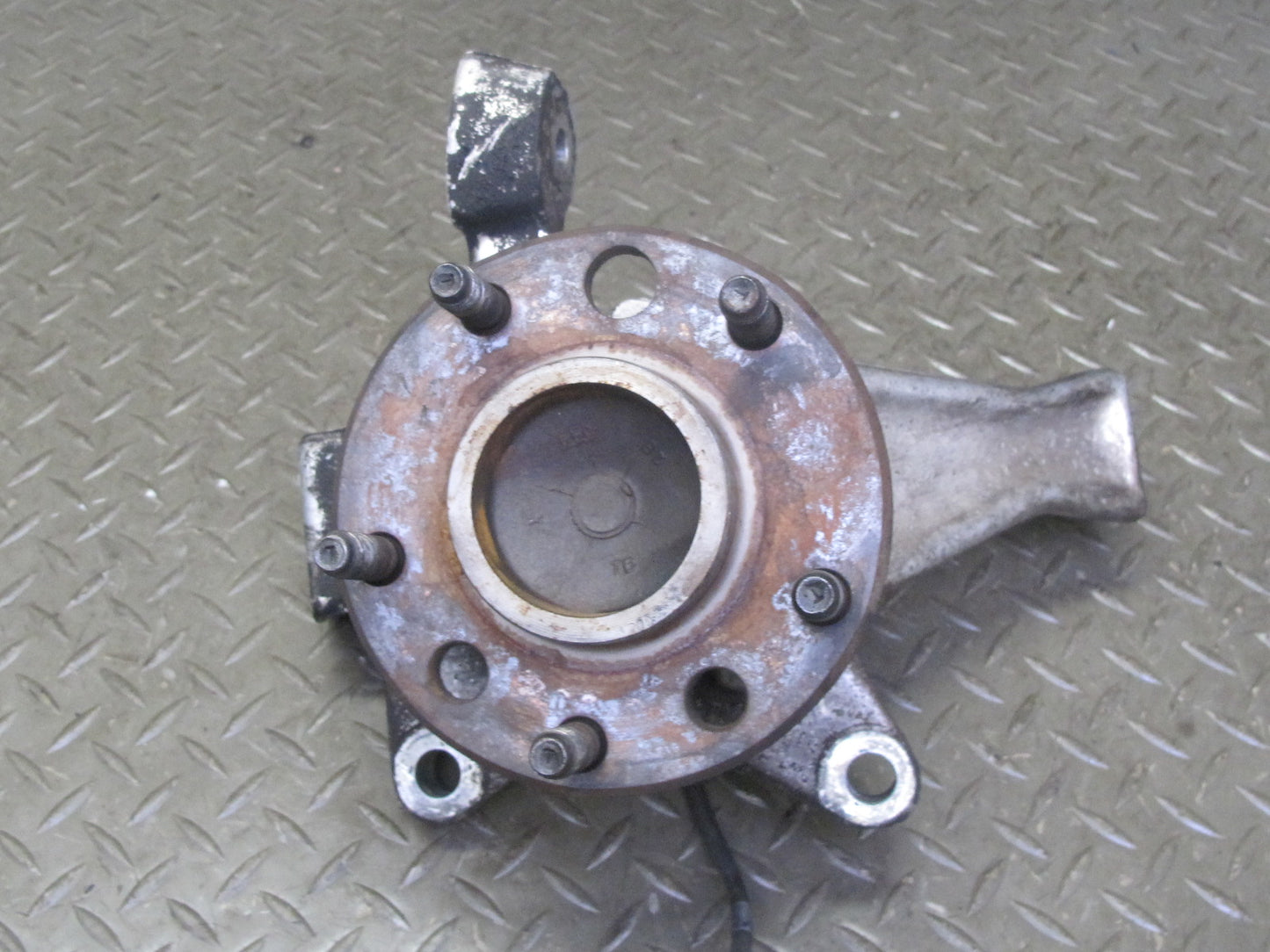 91-96 Chevrolet Corvette C4 Front Left Spindle Knuckle Wheel Hub Bearing OEM
