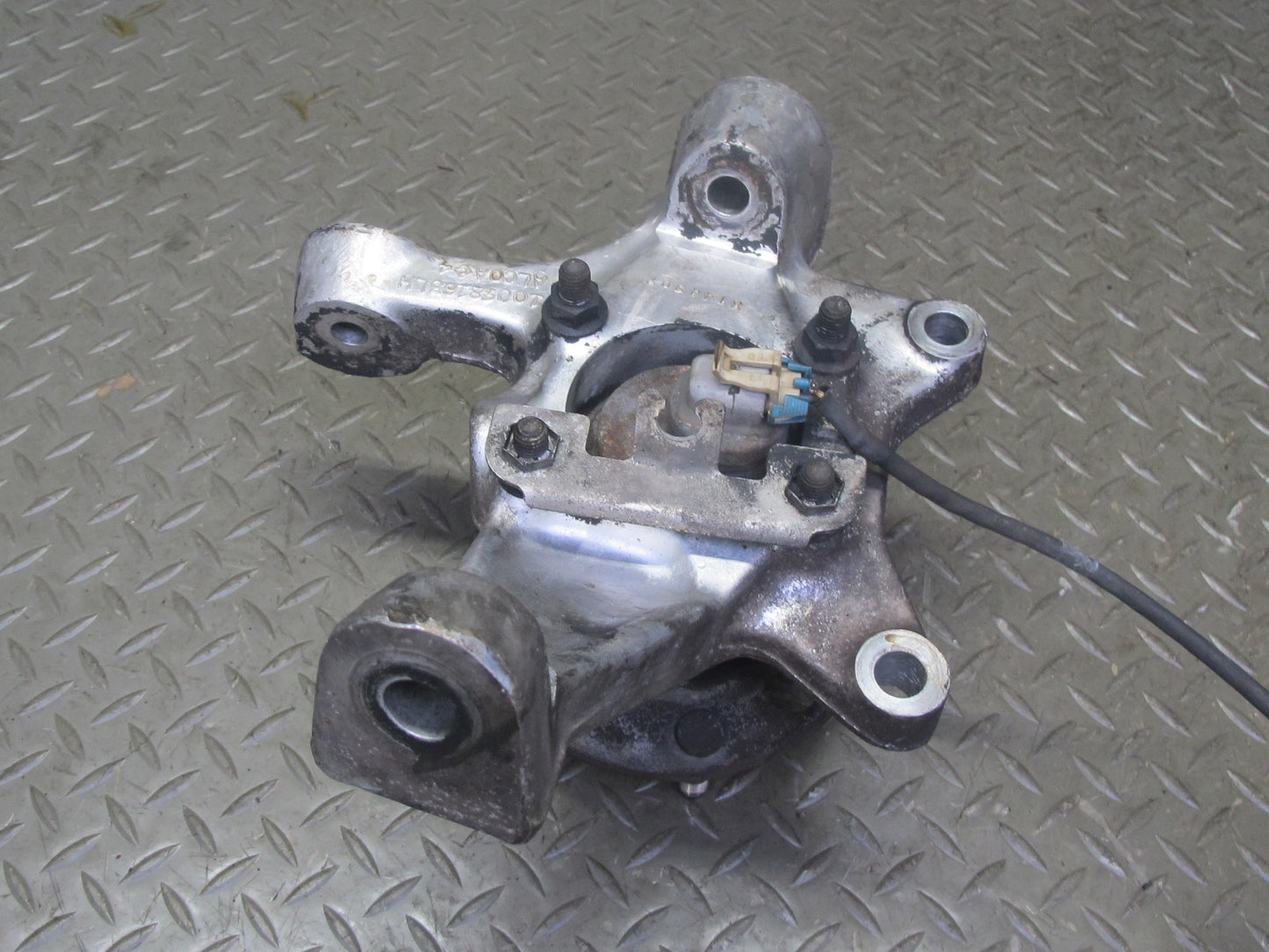 91-96 Chevrolet Corvette C4 Front Left Spindle Knuckle Wheel Hub Bearing OEM