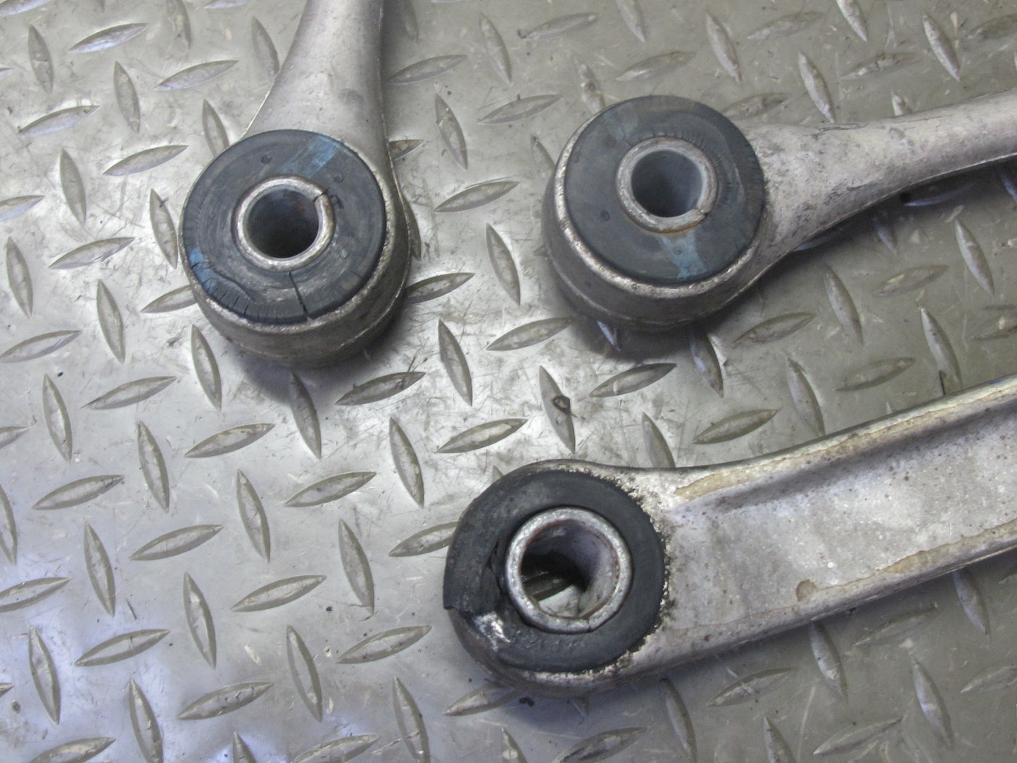 84-96 Chevrolet Corvette C4 Set of 3 Rear Right Suspension Control Arm Rod OEM