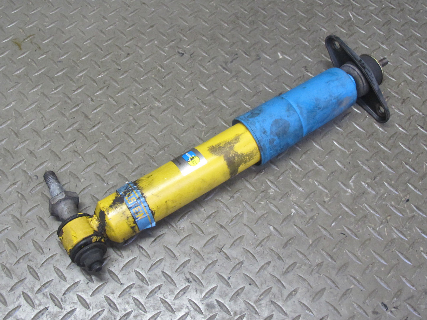 88-96 Chevrolet Corvette C4 Set of 2 Rear Bilstein Strut Shock Absorber