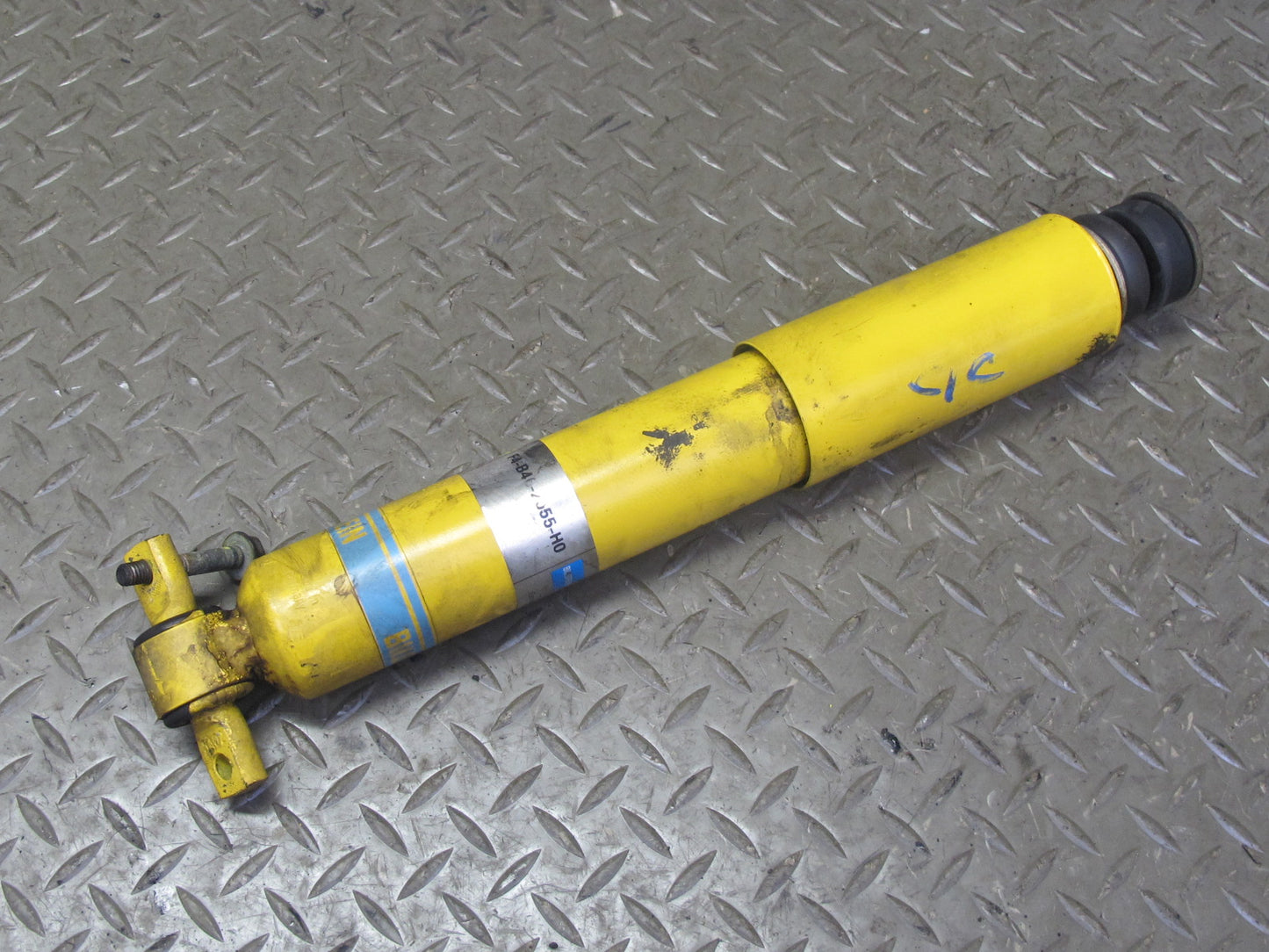 89-96 Chevrolet Corvette C4 Set of 2 Front Bilstein Strut Shock Absorber