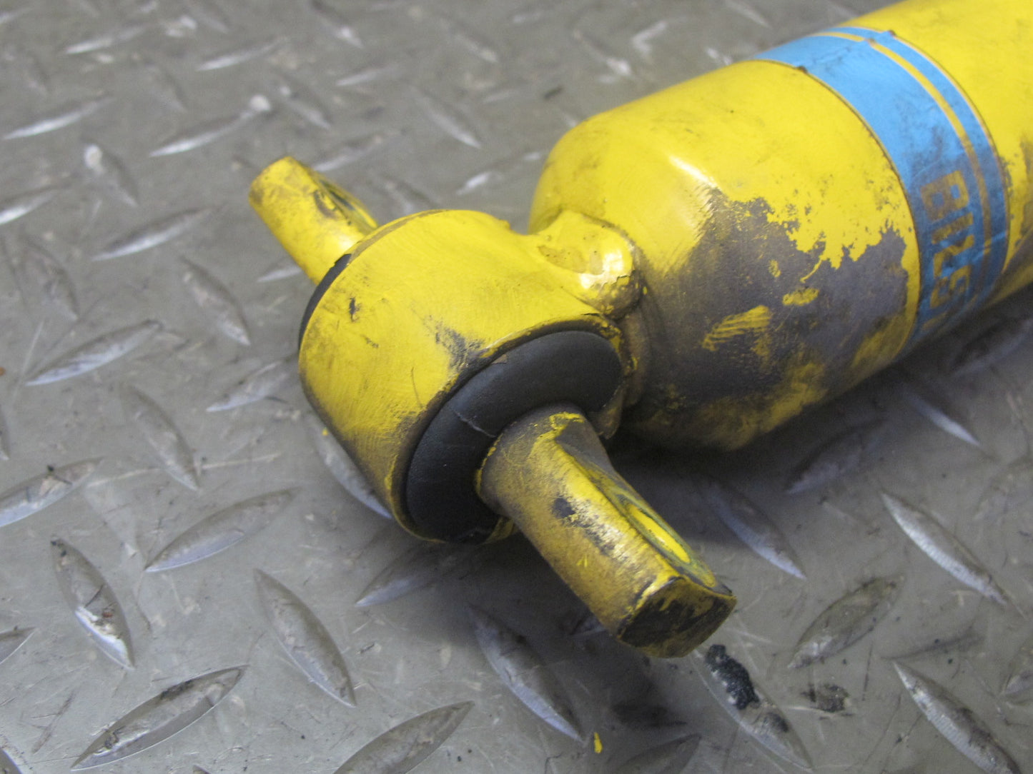 89-96 Chevrolet Corvette C4 Set of 2 Front Bilstein Strut Shock Absorber