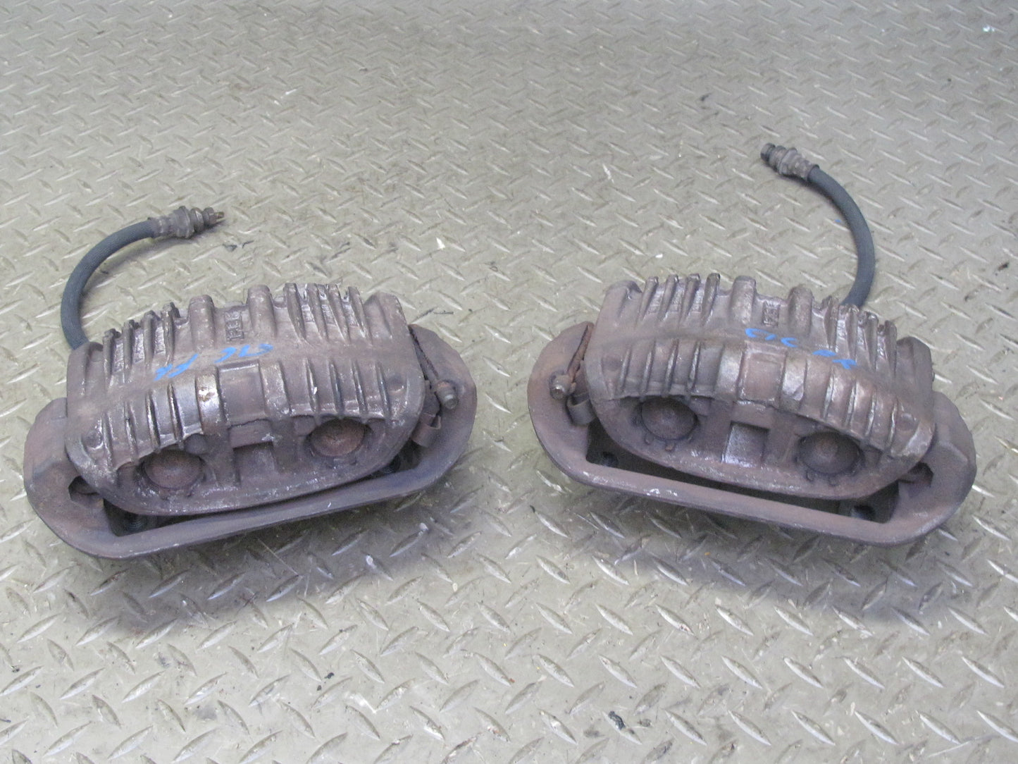 88-94 Chevrolet Corvette C4 Set of 2 Front Left & Right Brake Caliper OEM