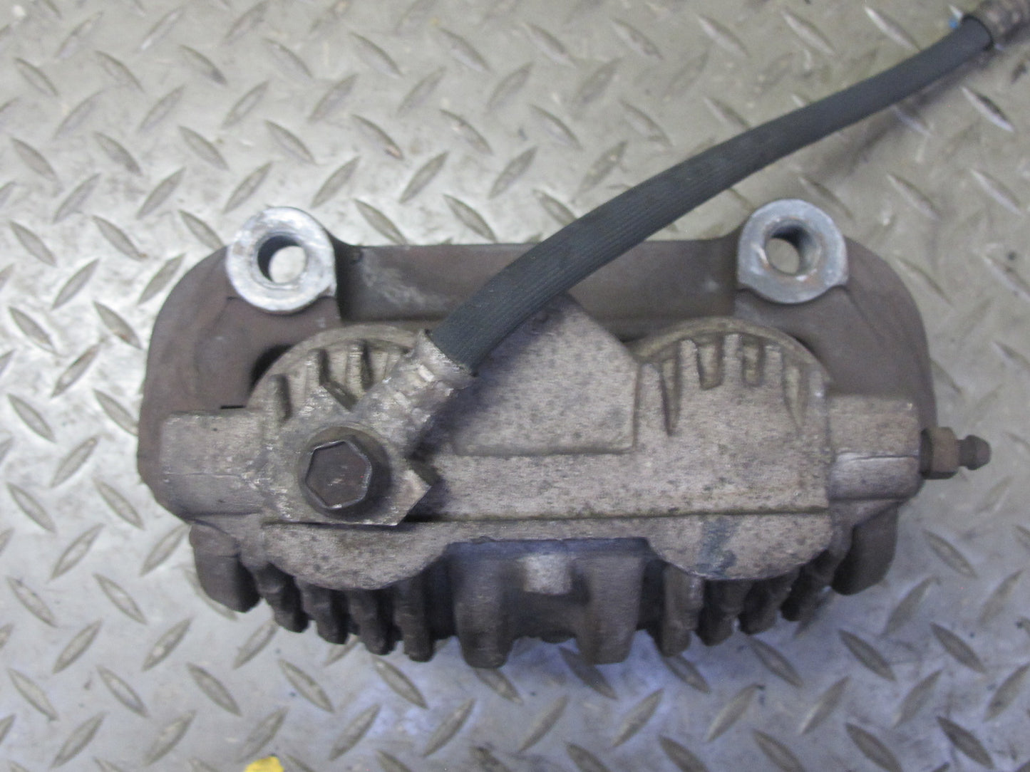 88-94 Chevrolet Corvette C4 Set of 2 Front Left & Right Brake Caliper OEM