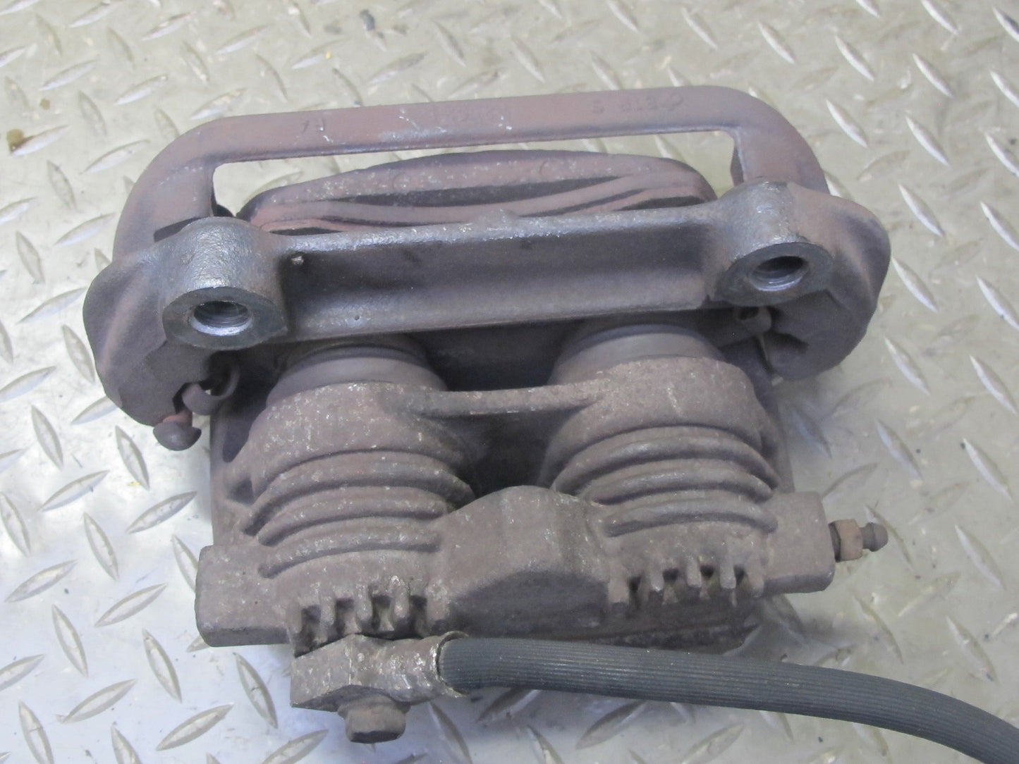 88-94 Chevrolet Corvette C4 Set of 2 Front Left & Right Brake Caliper OEM