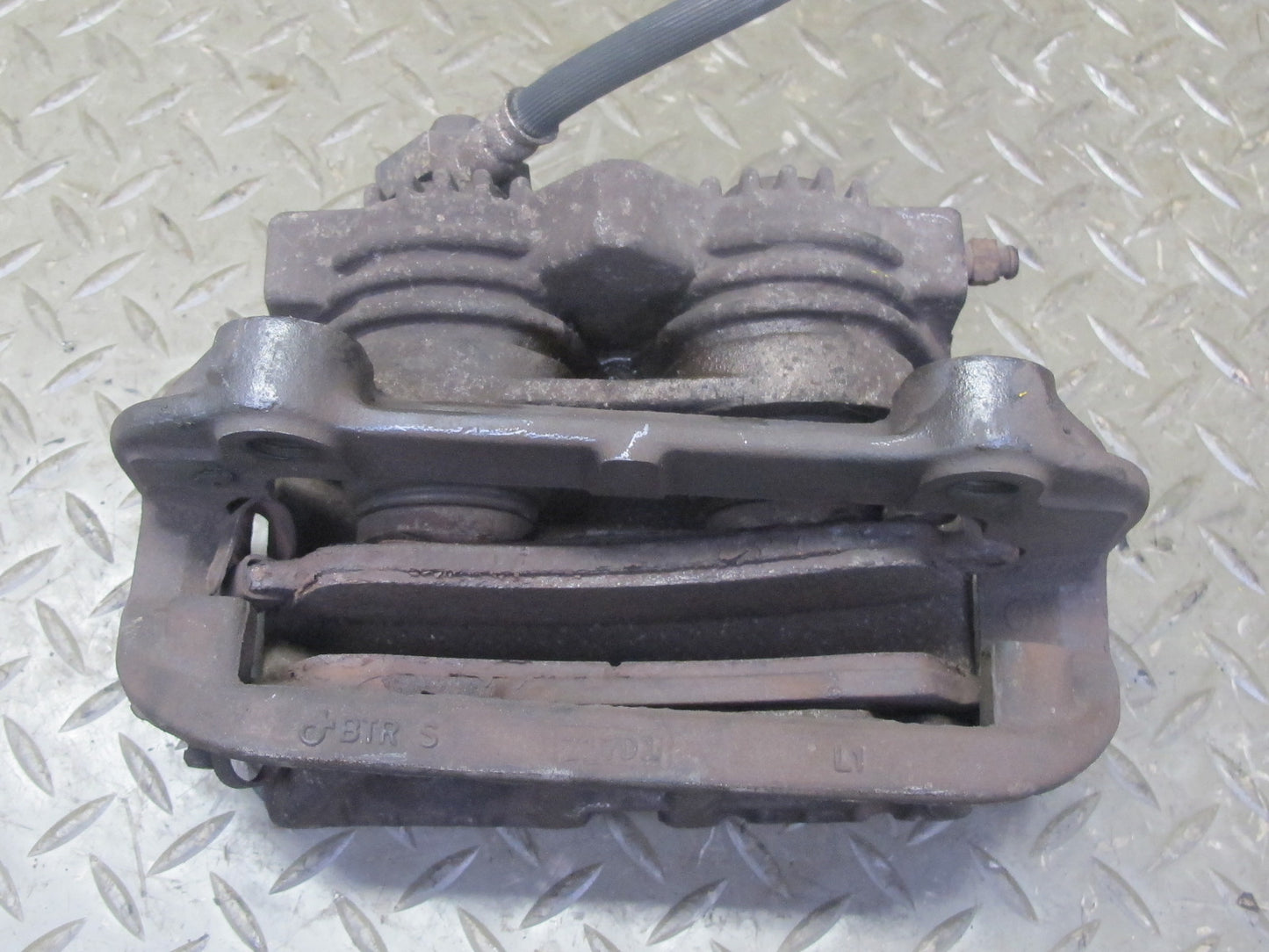 88-94 Chevrolet Corvette C4 Set of 2 Front Left & Right Brake Caliper OEM