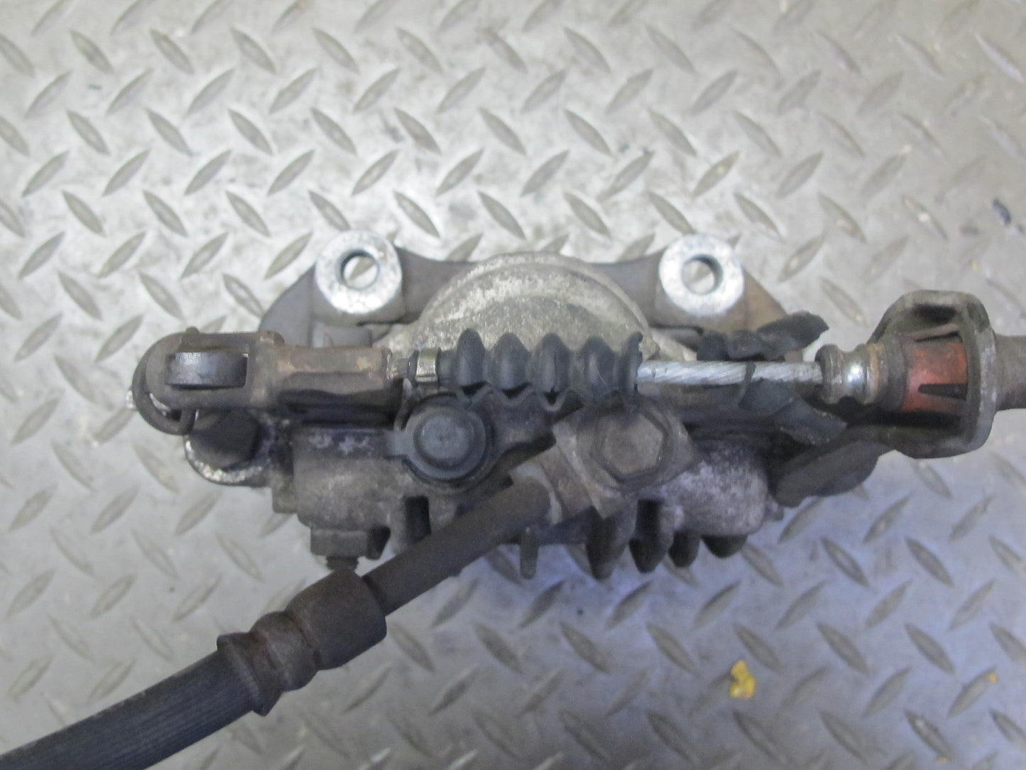 89-96 Chevrolet Corvette C4 Set of 2 Rear Left & Right Brake Caliper OEM