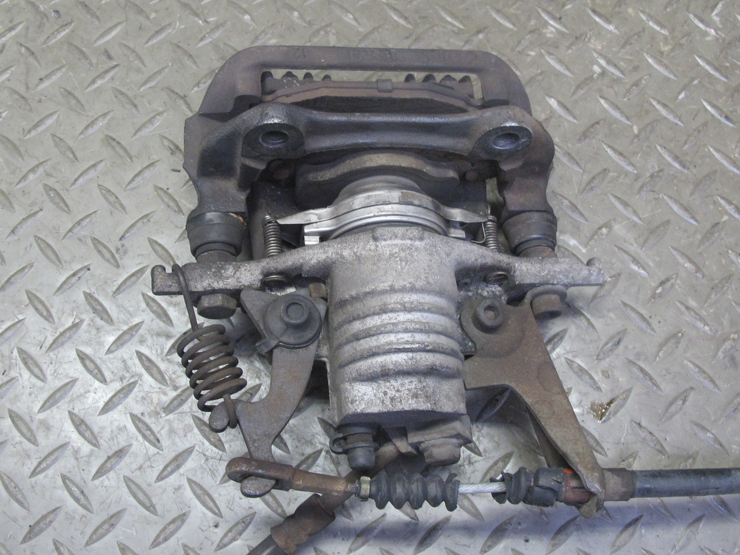 89-96 Chevrolet Corvette C4 Set of 2 Rear Left & Right Brake Caliper OEM