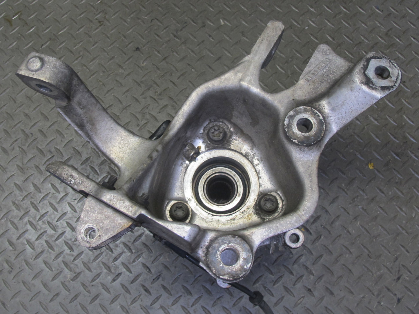 88-96 Chevrolet Corvette C4 Rear Right Spindle Knuckle Wheel Hub Bearing OEM