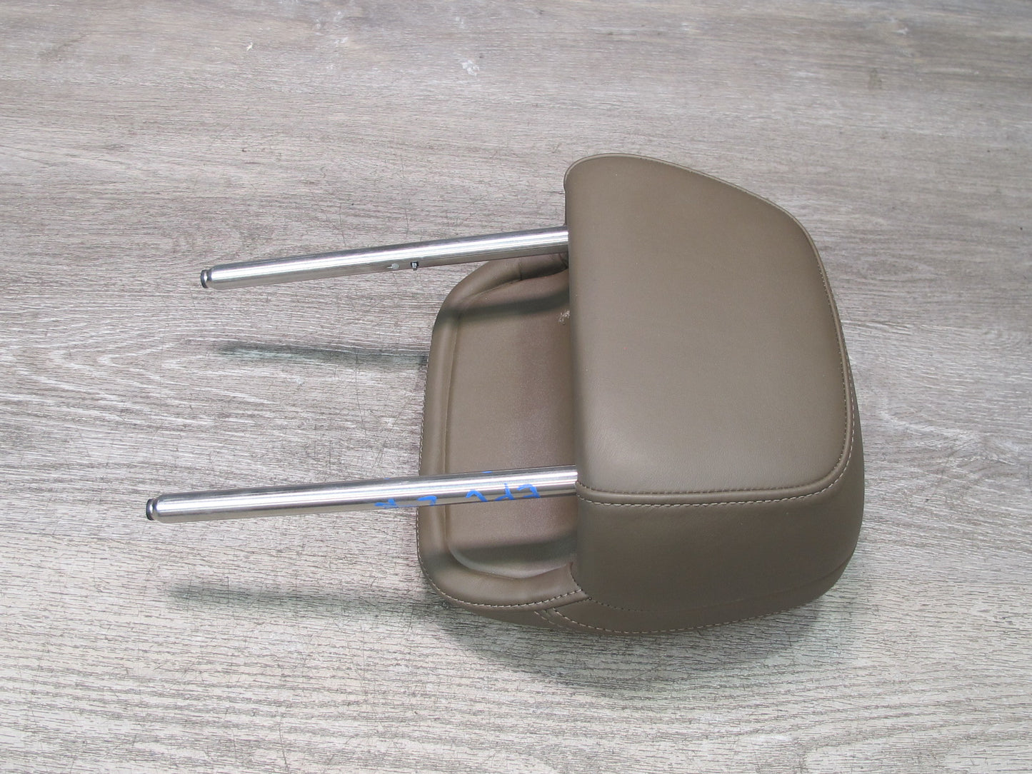 2011-2018 Porsche Cayenne 958 Rear Left Center Right Leather Headrest Set of 3