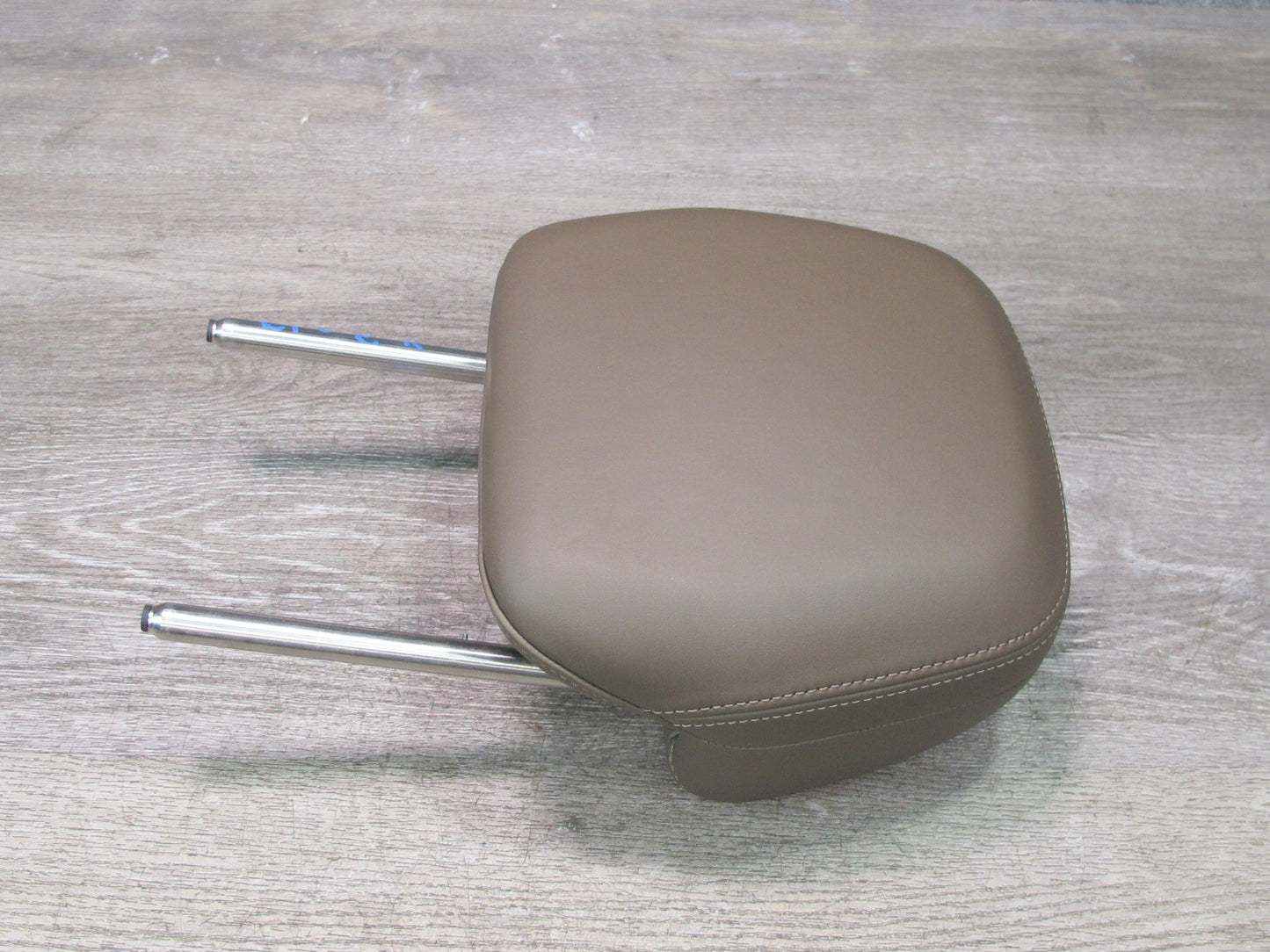 2011-2018 Porsche Cayenne 958 Rear Left Center Right Leather Headrest Set of 3
