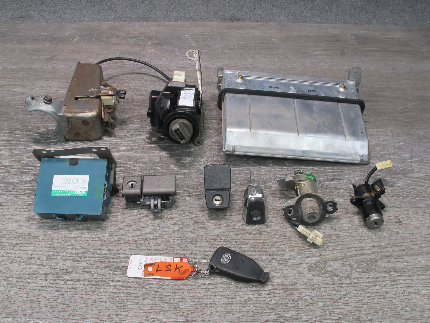 2004 Lexus LS430 UCF30L ECM ECU Immo Ignition Theft Module Glove Lock KEY Set