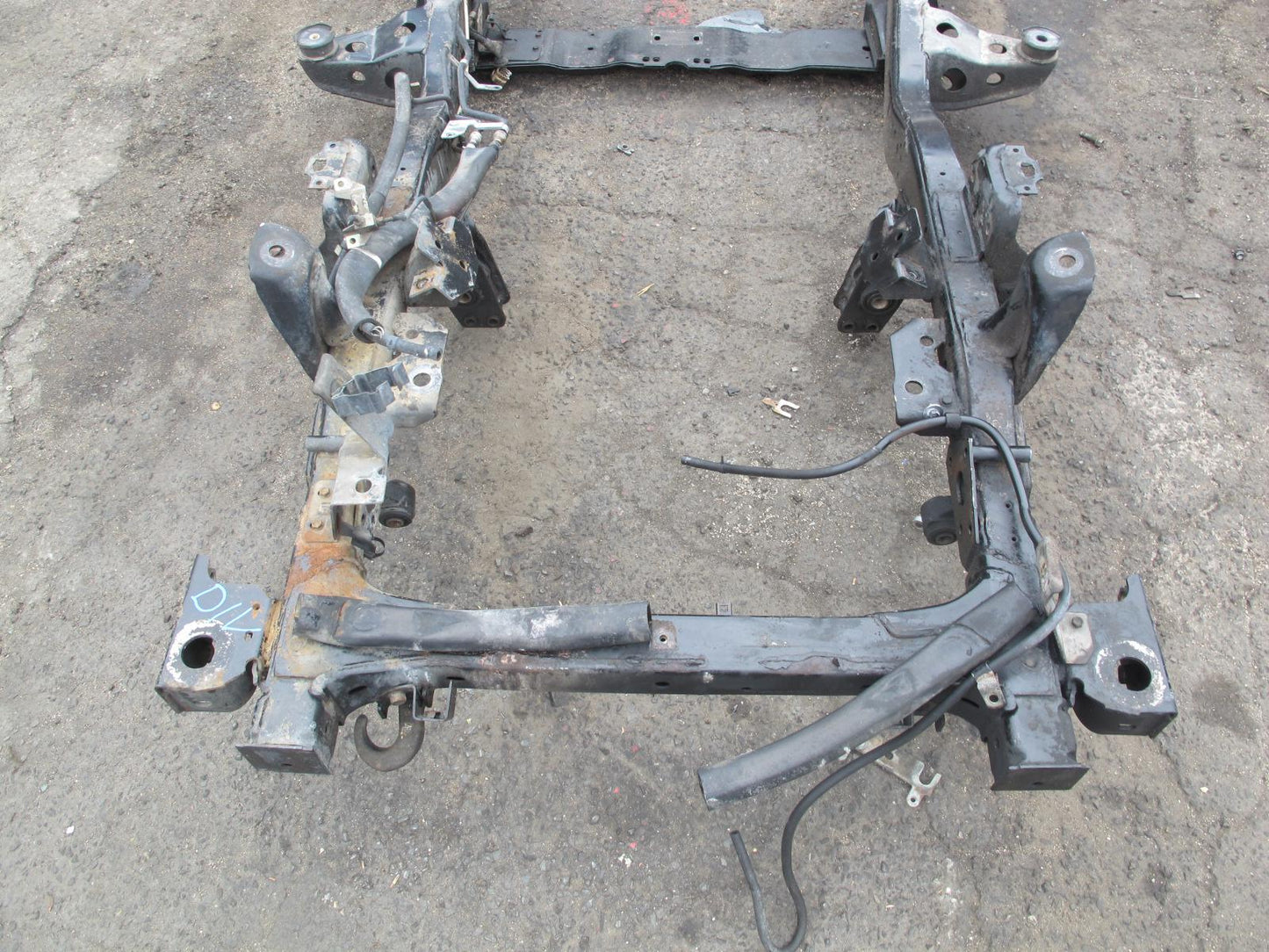 99-01 Isuzu Vehicross 3.5L 6VE1 A/T Lower Frame Assembly 144K Miles OEM
