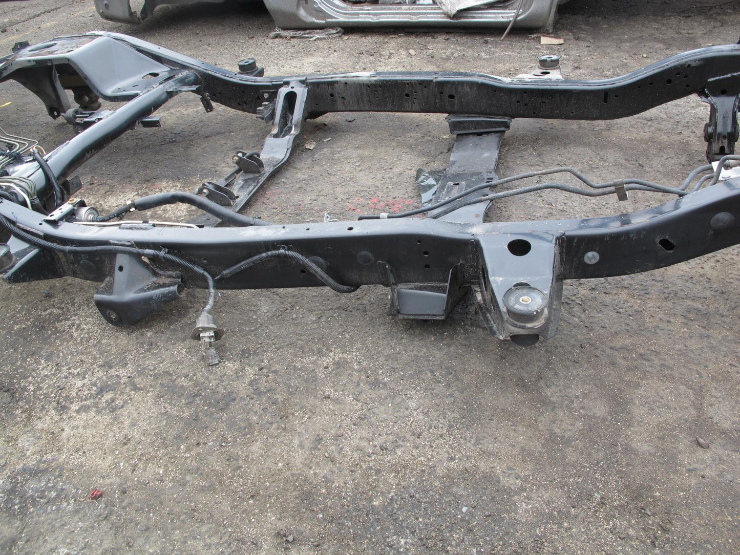 99-01 Isuzu Vehicross 3.5L 6VE1 A/T Lower Frame Assembly 144K Miles OEM