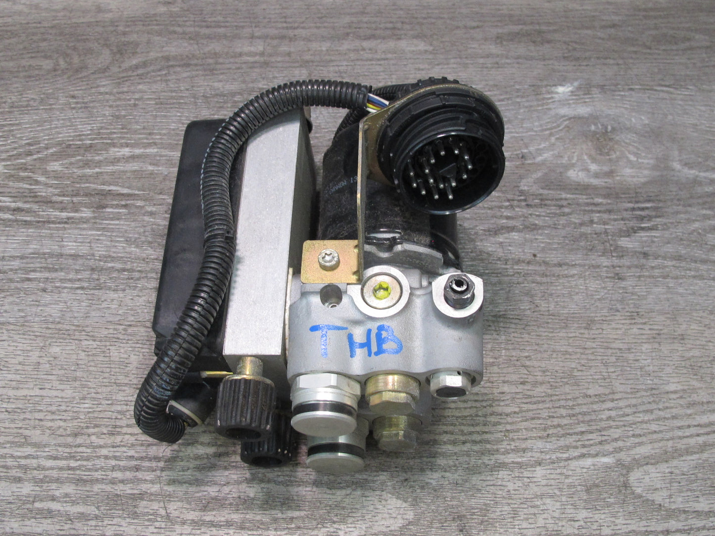 96-99 BMW E36 325iC 328iC Anti Lock Brake ABS Pump Module Unit 1164095 OEM