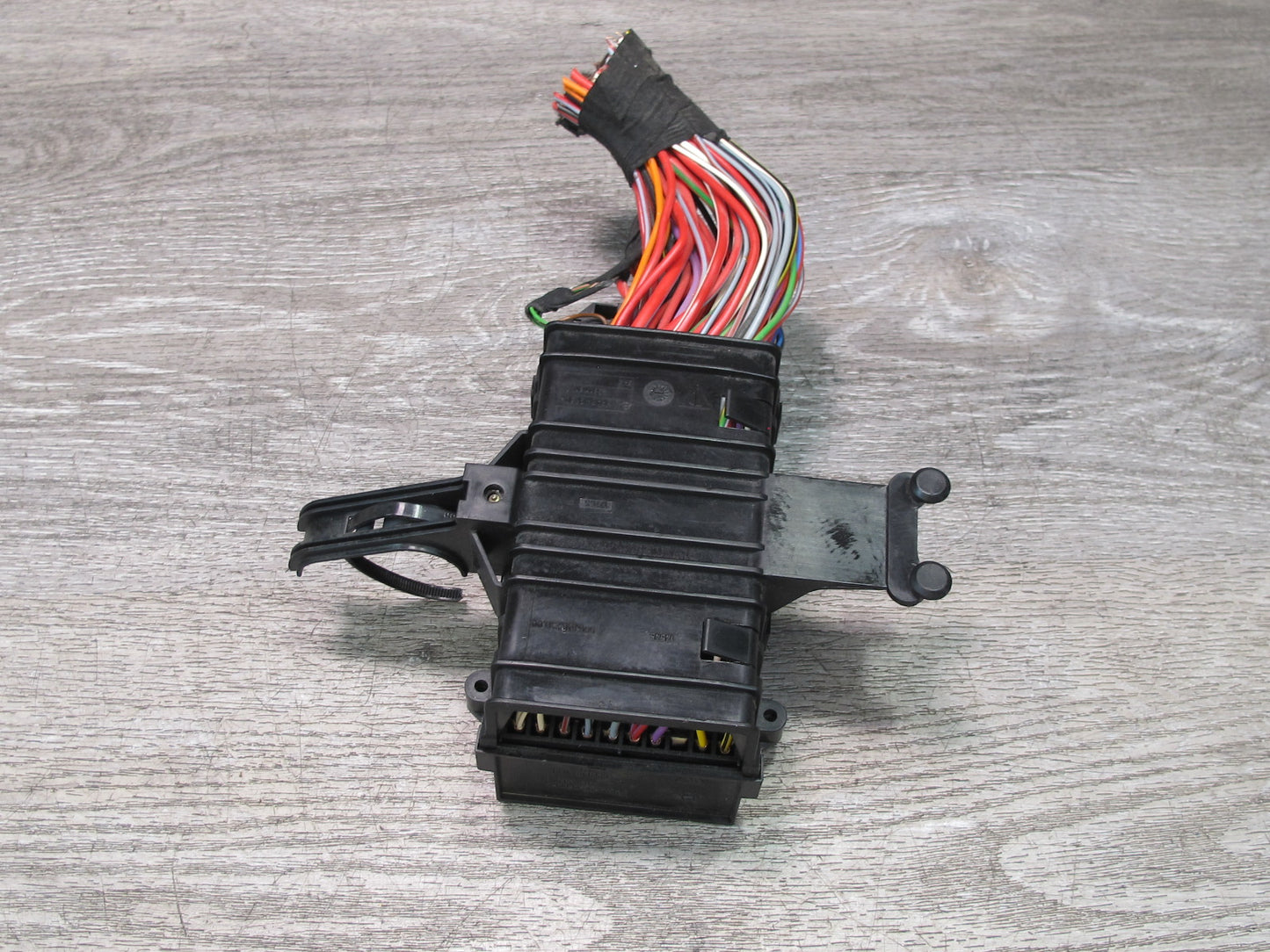 2000-2004 Porsche Boxster 986 Fuse Relay Junction Box Module Unit