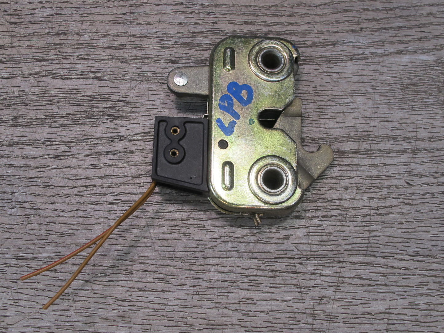 1997-2004 Porsche Boxster 986 Rear Trunk Lid Lock Latch 98651205302