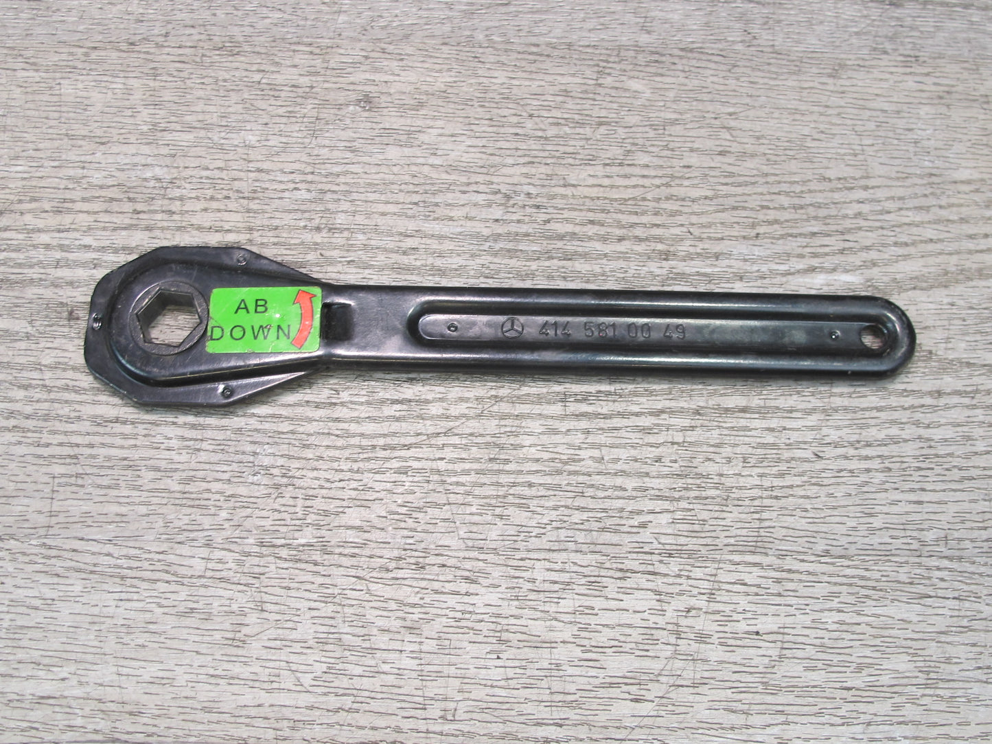 12-15 Mercedes W166 Ml-class Emergency Spare Tire Wheel Tool KIT OEM