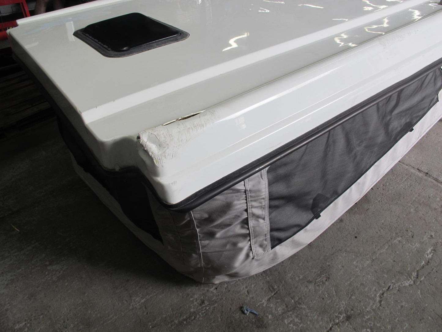 01-03 VW Eurovan T4 Camper POP TOP Roof Sleeper Assembly w Mounts & Hinges OEM