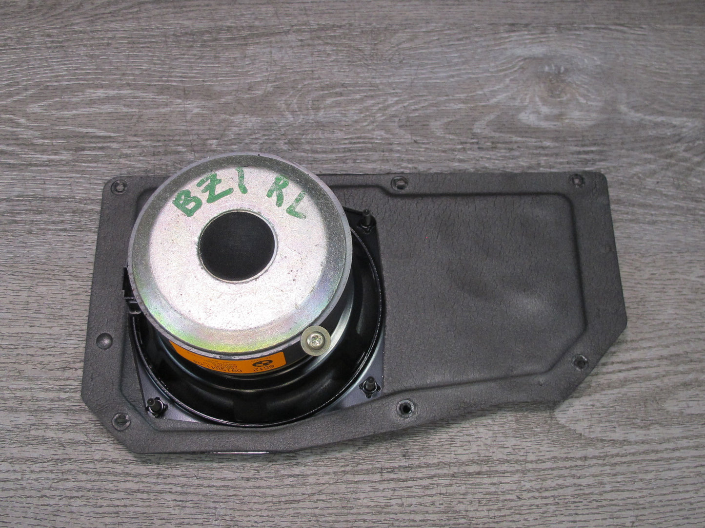 03-08 BMW E85 Z4 Set of 2 Rear Left & Right TOP Hi-fi Subwoofer Speaker OEM