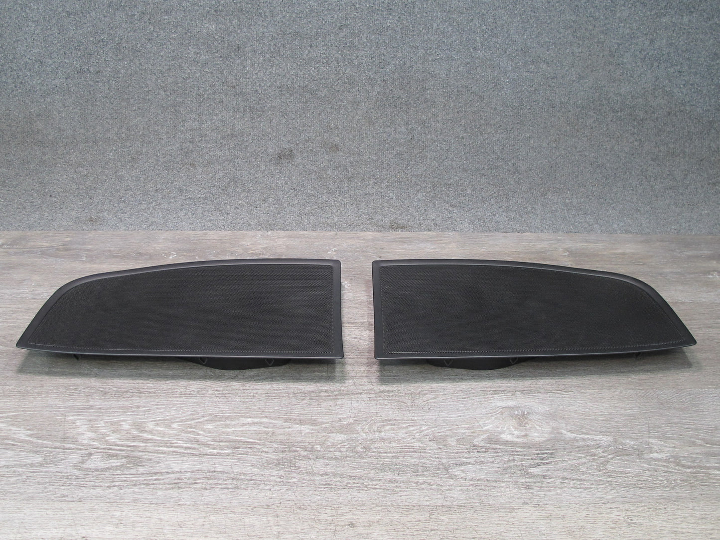03-08 BMW E86 E85 Z4 Set of 2 Rear Left & Right Quarter Panel Speaker Trim OEM