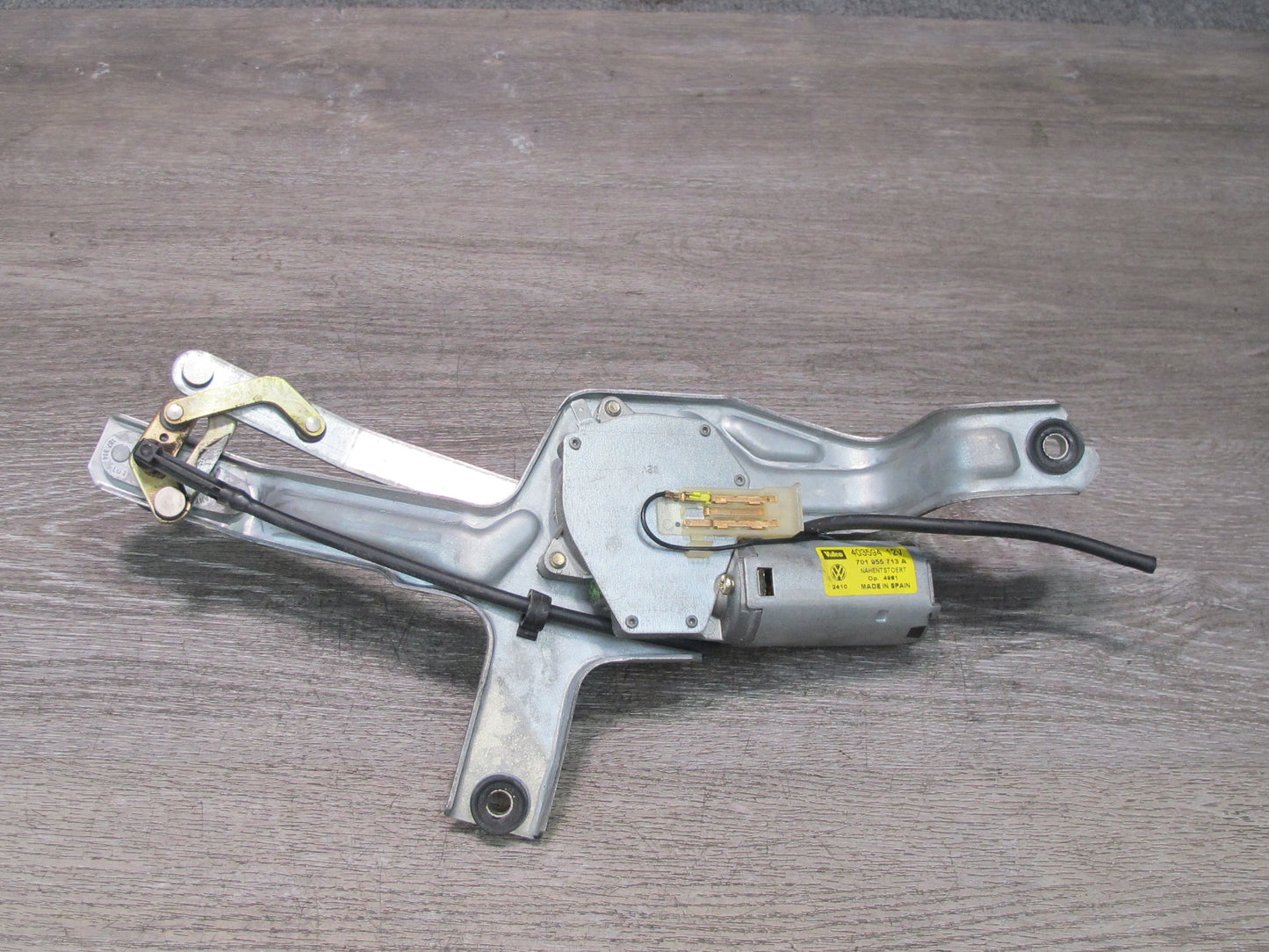 99-03 VW Eurovan T4 Rear Trunk Liftgate Tailgate Wiper Motor 701955713A OEM