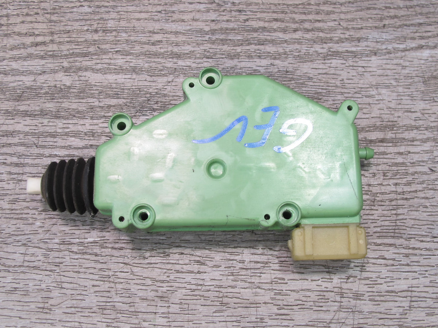 97-03 VW Eurovan T4 Rear Right Sliding Door Lock Actuator Motor OEM