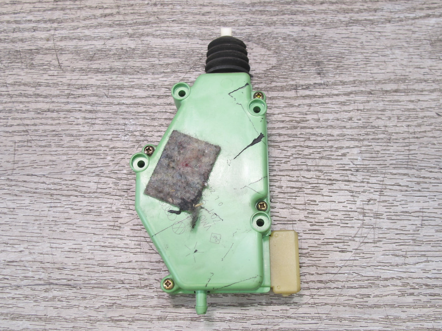 97-03 VW Eurovan T4 Rear Right Sliding Door Lock Actuator Motor OEM