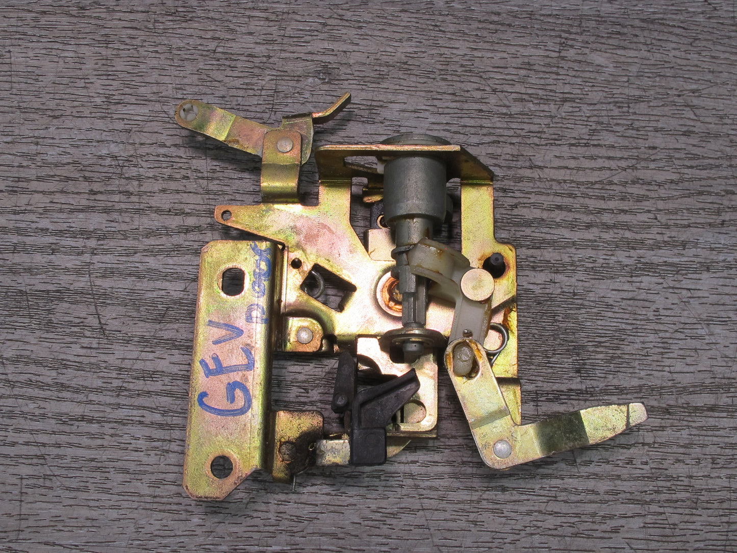 97-03 VW Eurovan T4 Rear Right Sliding Door Lock Latch 7D1843654 OEM
