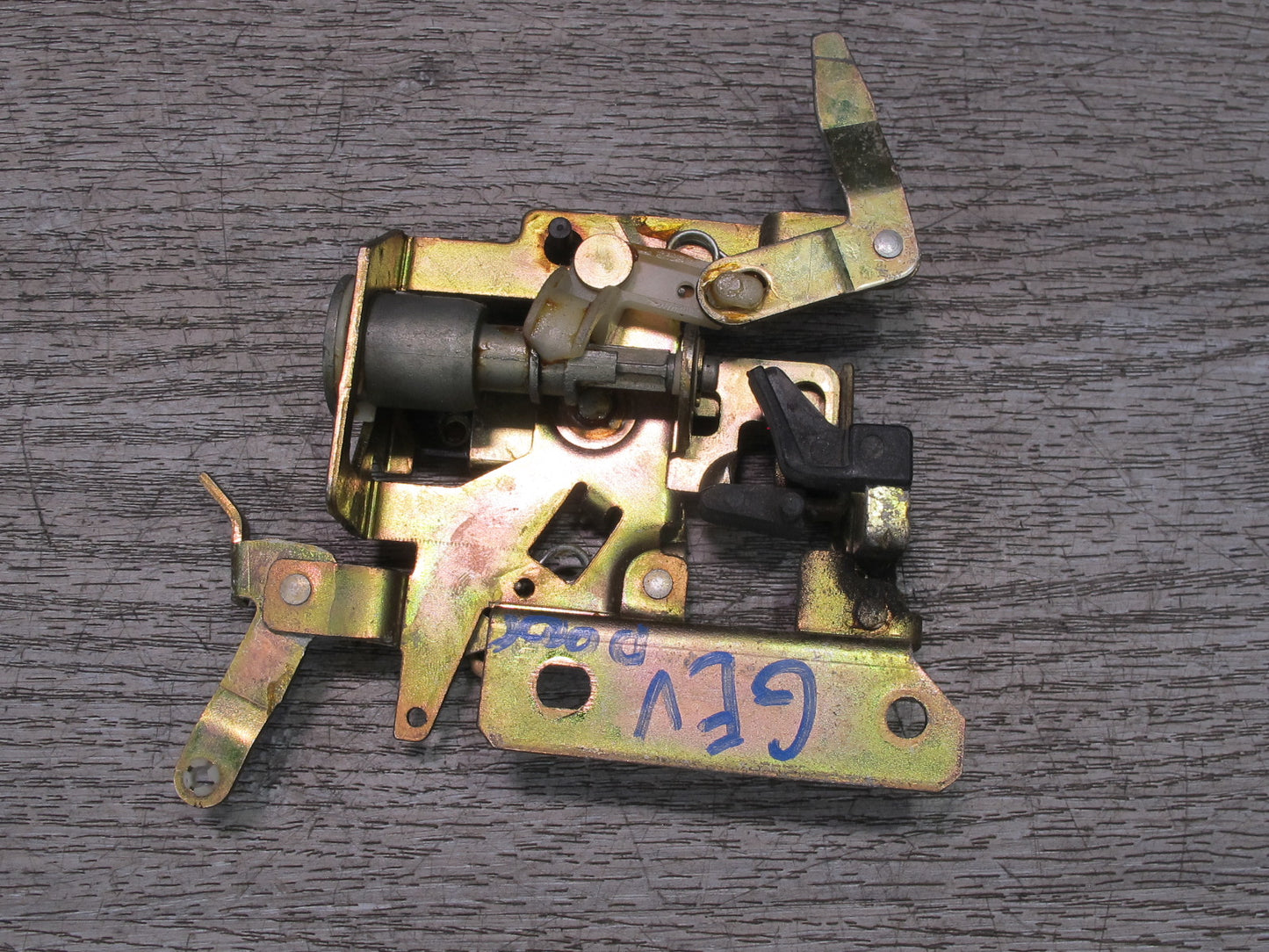 97-03 VW Eurovan T4 Rear Right Sliding Door Lock Latch 7D1843654 OEM