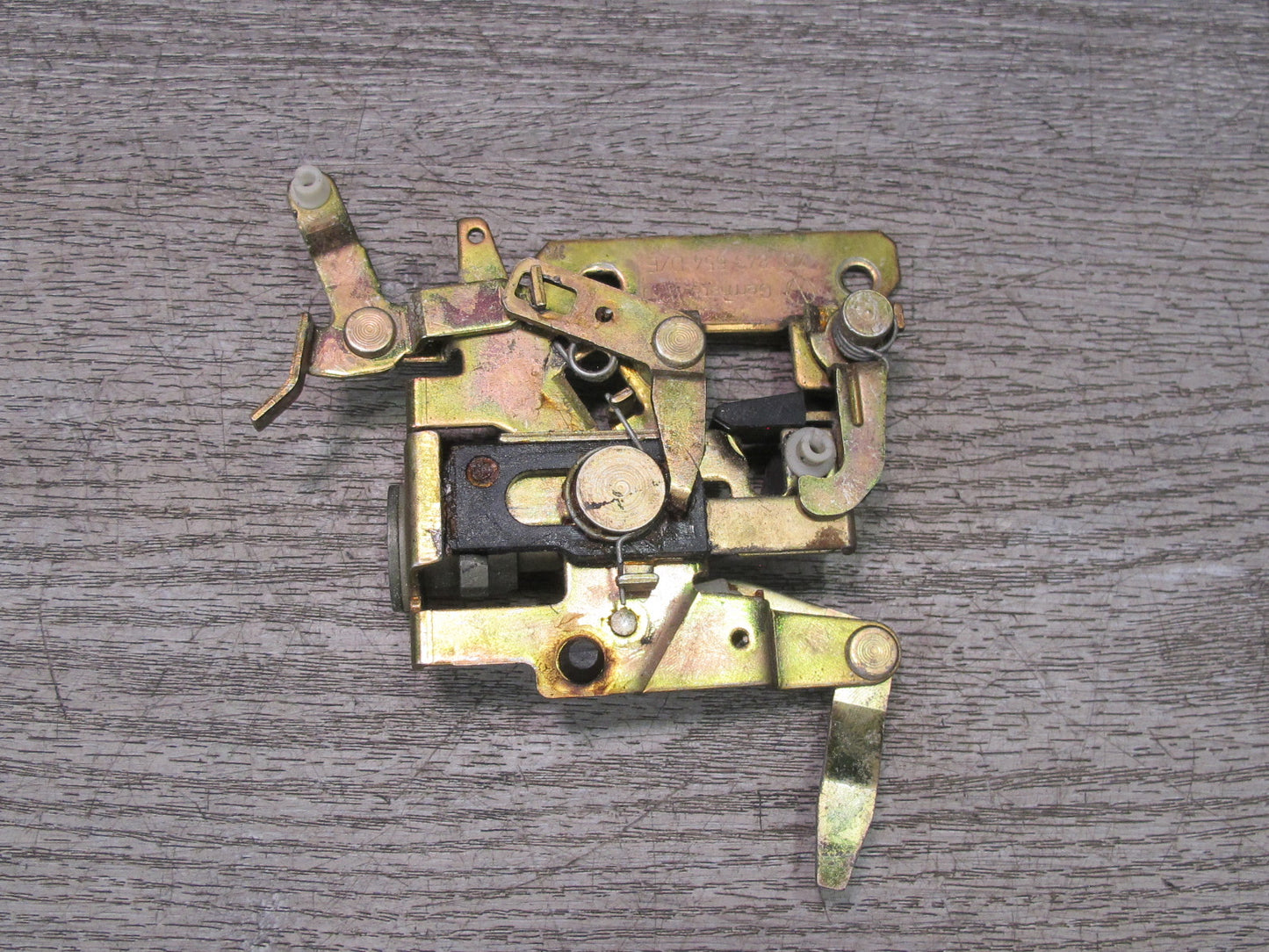 97-03 VW Eurovan T4 Rear Right Sliding Door Lock Latch 7D1843654 OEM