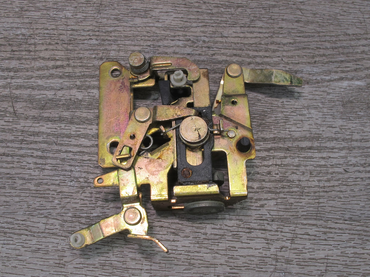 97-03 VW Eurovan T4 Rear Right Sliding Door Lock Latch 7D1843654 OEM