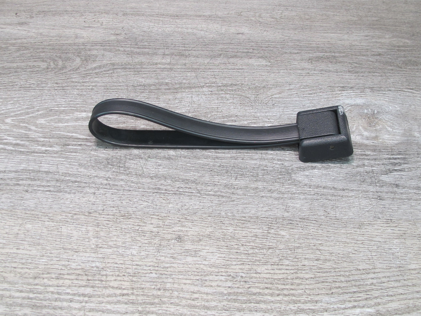 97-03 VW Eurovan T4 Rear Hatch Grab Handle Pull Loop 7D0829621 OEM