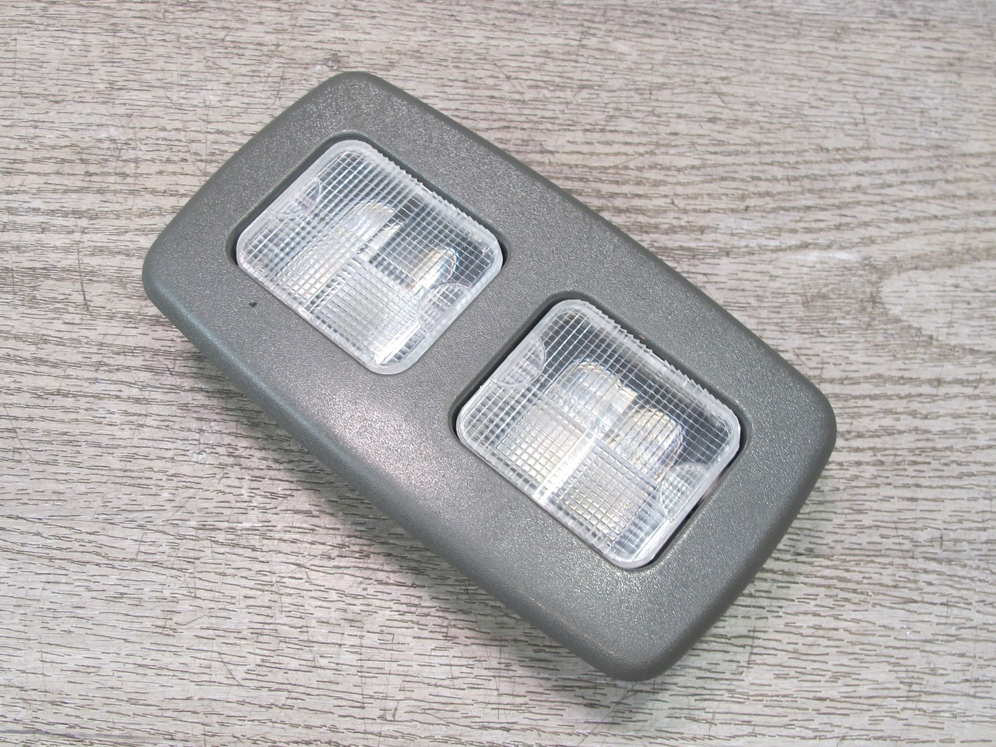 01-03 VW Eurovan T4 Camper Rear Interior Upper Dome Light Lamp OEM