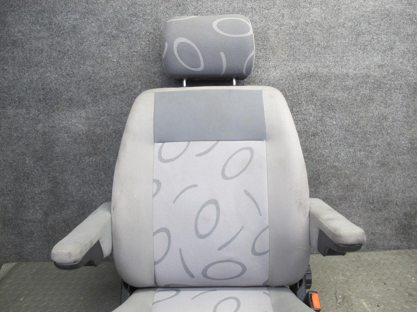 99-03 VW Eurovan T4 Set of 2 Front Left & Right Cloth Seat Gray OEM