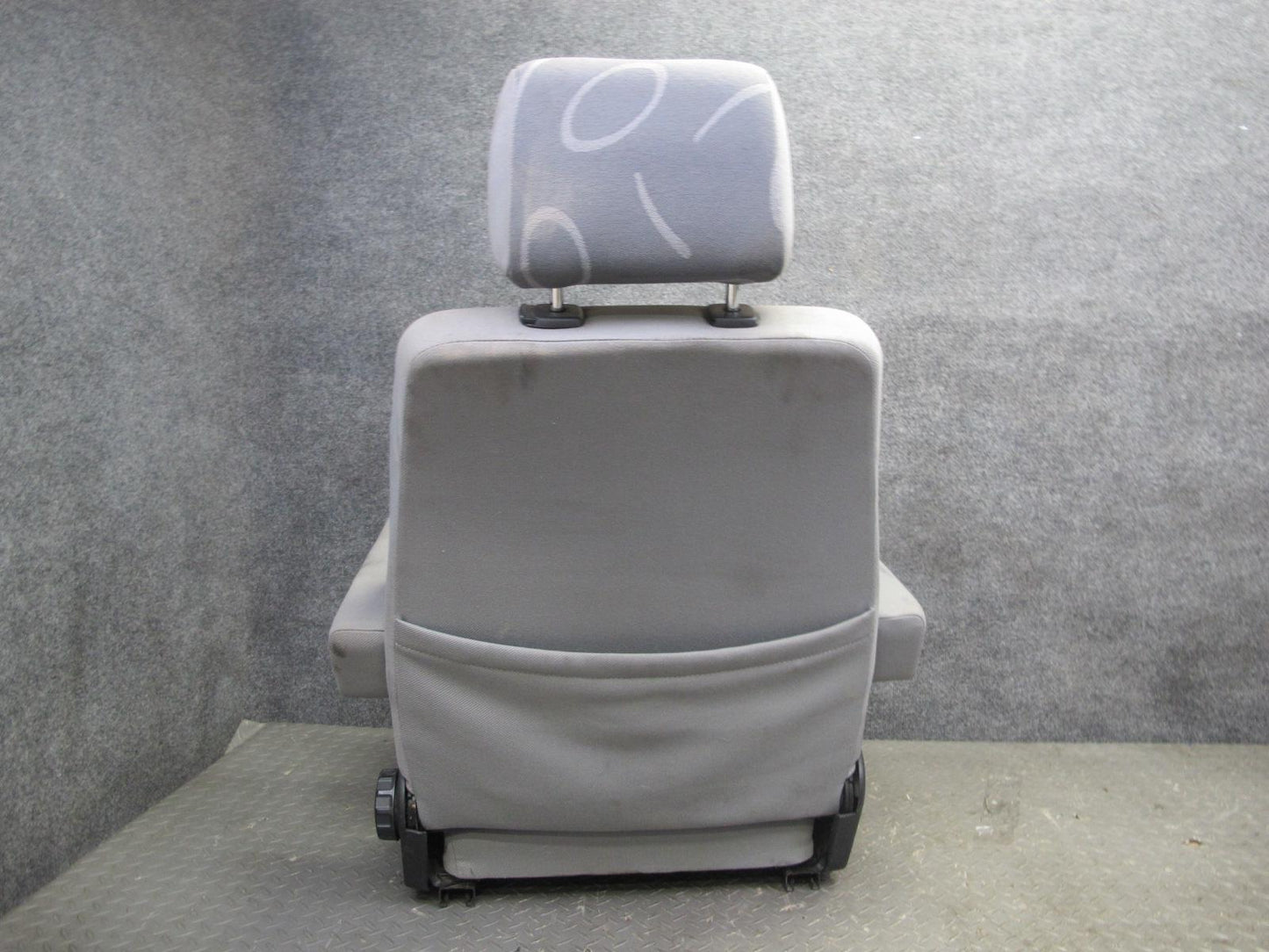 99-03 VW Eurovan T4 Set of 2 Front Left & Right Cloth Seat Gray OEM