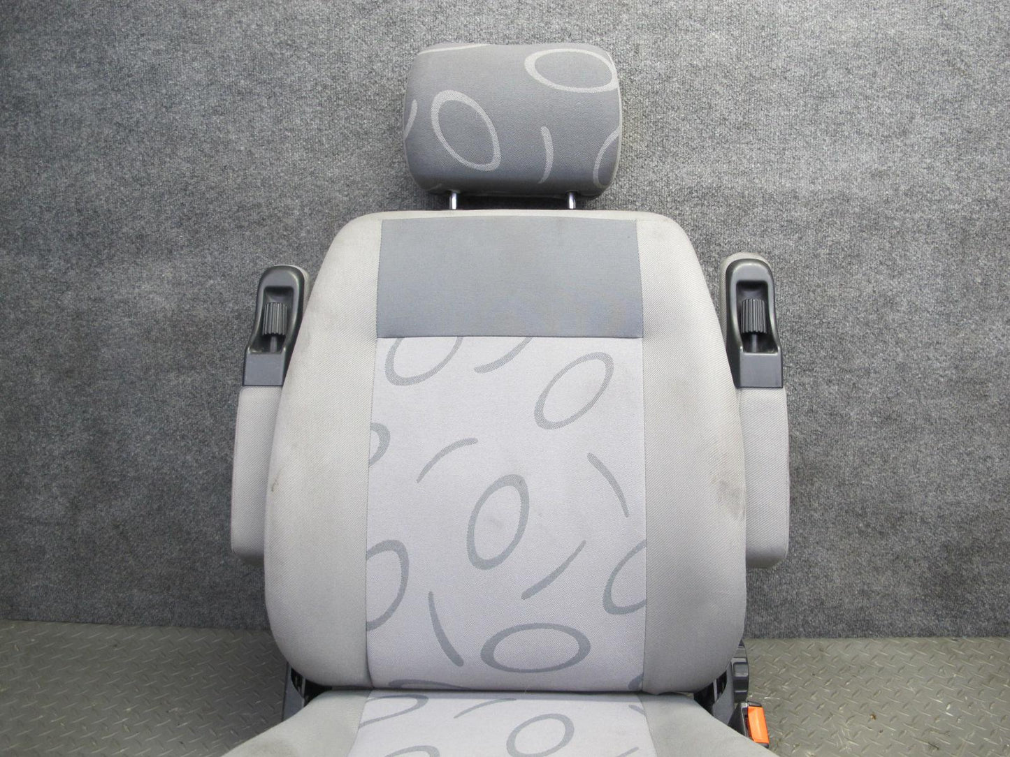 99-03 VW Eurovan T4 Set of 2 Front Left & Right Cloth Seat Gray OEM