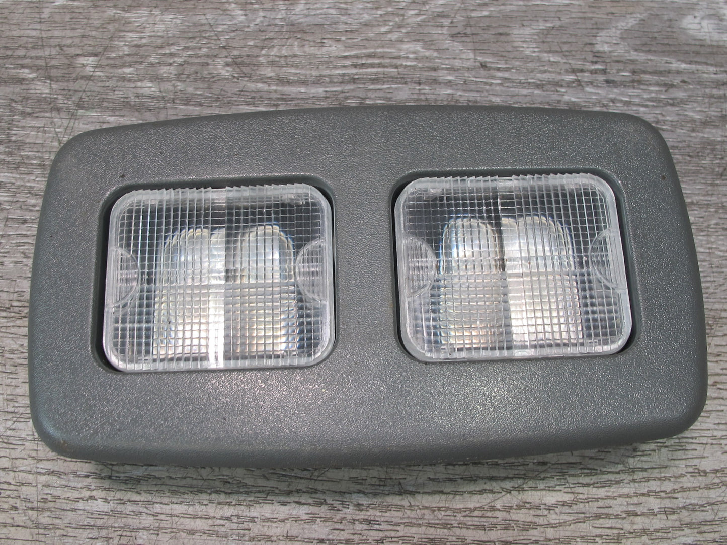 01-03 VW Eurovan T4 Camper Rear Interior Upper Dome Light Lamp OEM