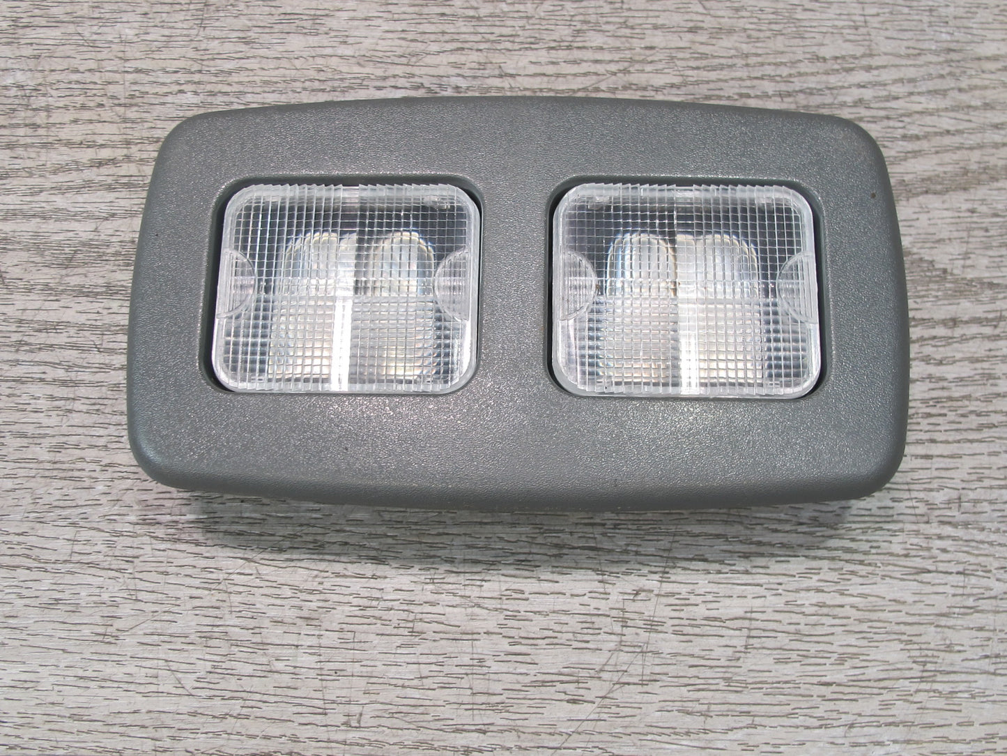 01-03 VW Eurovan T4 Camper Rear Interior Upper Dome Light Lamp OEM