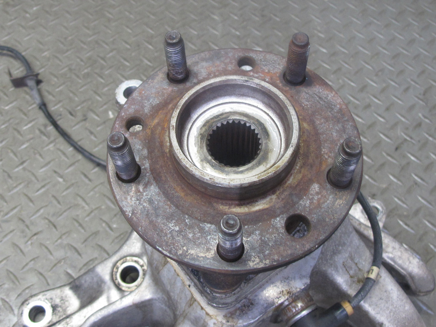 91-96 Chevrolet Corvette C4 Rear Left Spindle Knuckle Wheel Hub Bearing OEM