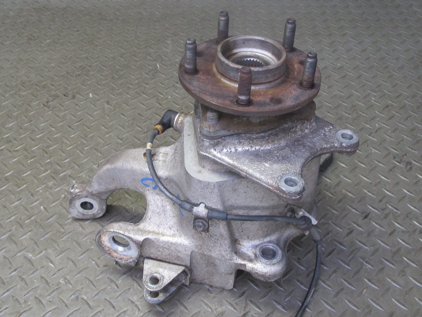 91-96 Chevrolet Corvette C4 Rear Left Spindle Knuckle Wheel Hub Bearing OEM