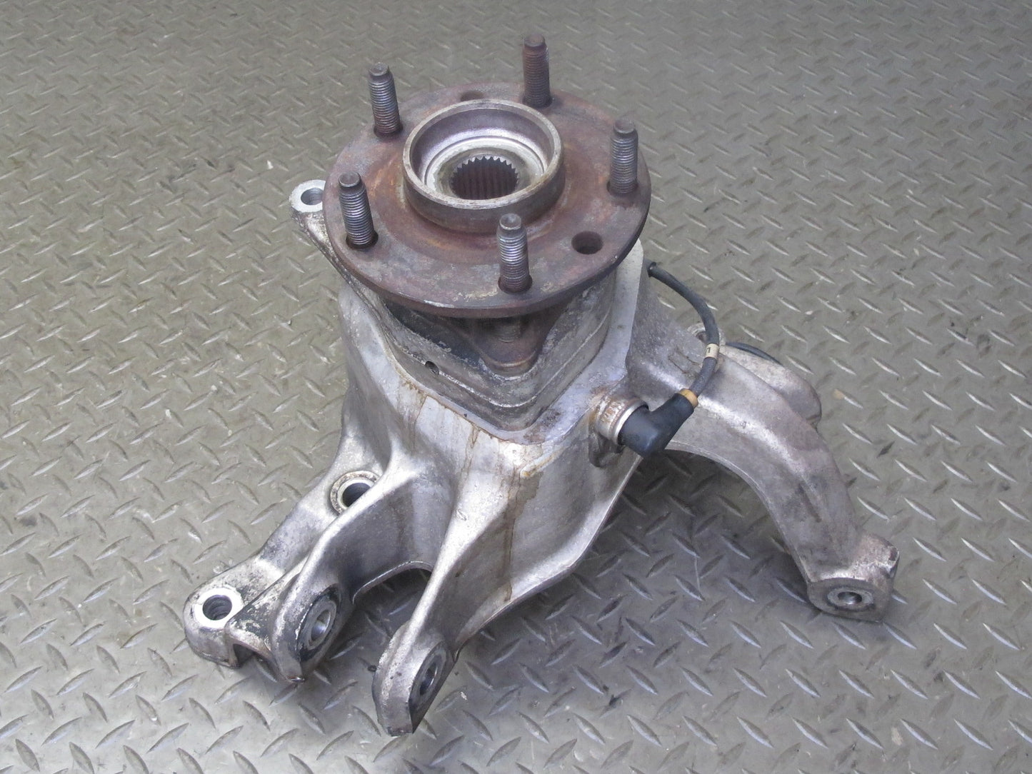 91-96 Chevrolet Corvette C4 Rear Left Spindle Knuckle Wheel Hub Bearing OEM