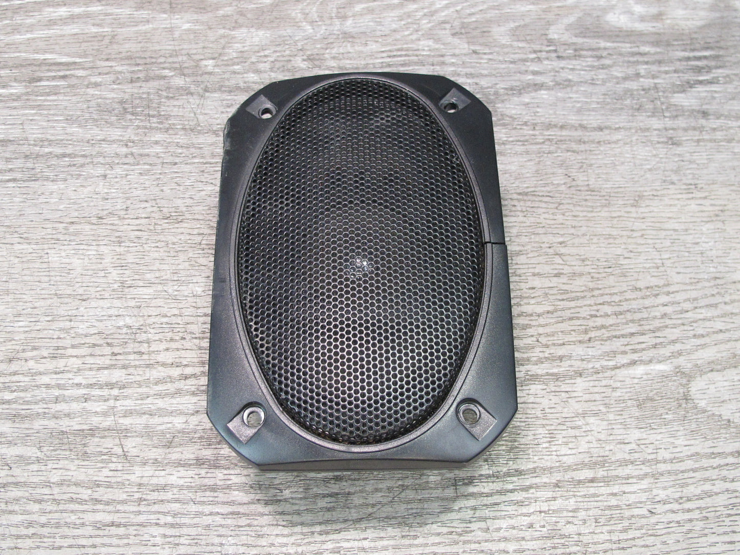 Set of 2 Magnadyne F46XB 12 6" x 4" 2-WAY Speaker w Trim
