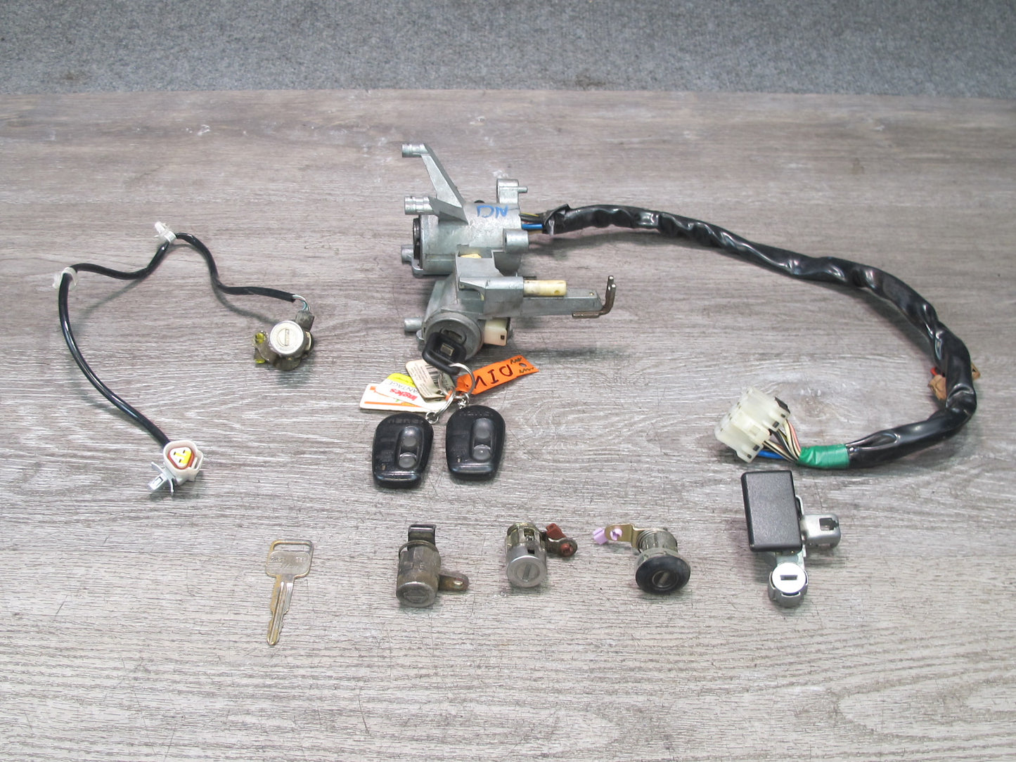 99-01 Isuzu Vehicross Ignition Switch Door Trunk Glove Box Lock KEY Set OEM