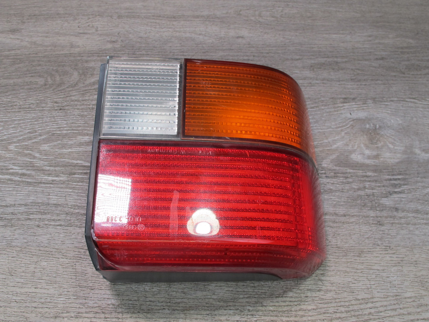 99-03 VW Eurovan T4 Set of 2 Rear Left & Right Tail Light Lamp OEM