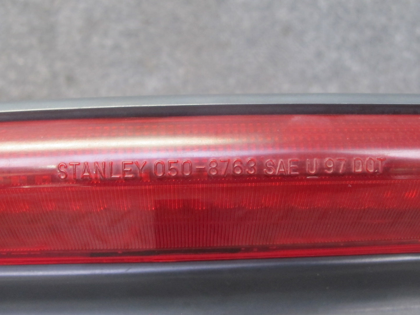99-01 Isuzu Vehicross Rear Spoiler Third Brake Light Assembly OEM